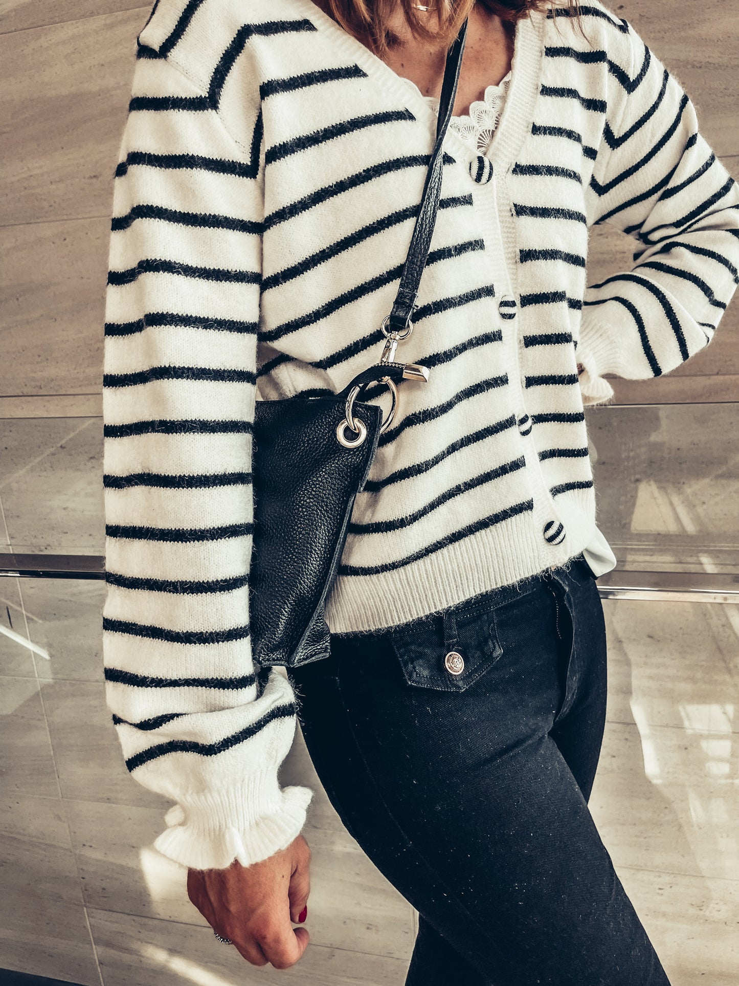 PANTALON CAMPANA NEGRO