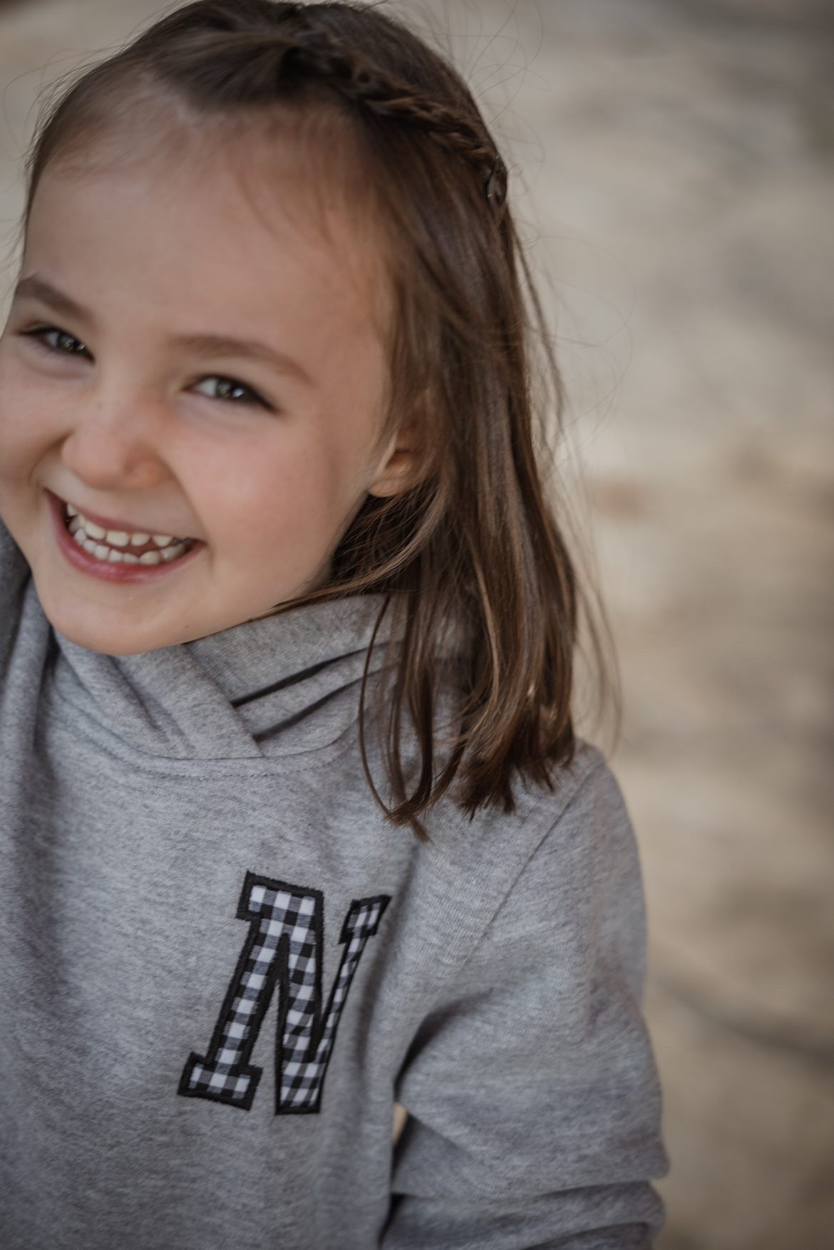 PACK FAMILY SUDADERAS GRIS - PERSONALIZADAS (CON CAPUCHA)